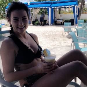 Meet your Posher, Katelyn